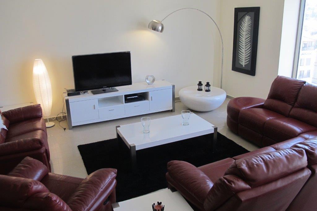Luxury Apartment in Dair Ghbar
